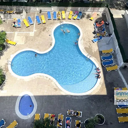 Arquus Family , Climatizado Y Con Piscina Apartment